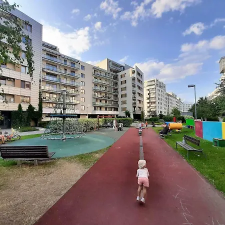 Apartment Airport Amber