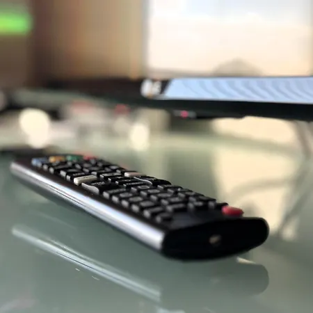 Daire Airport Amber *